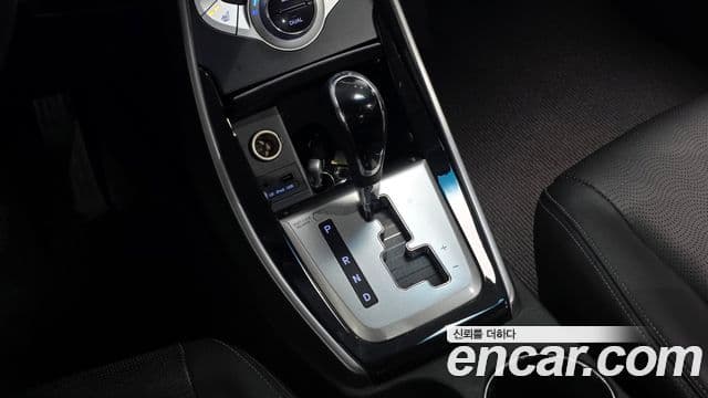 Hyundai Avante MD M16 GDI top, 2011 9