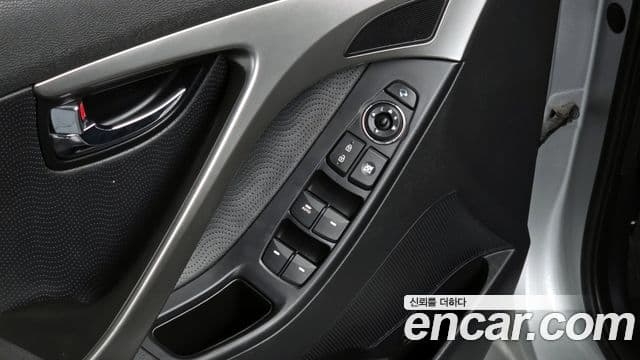 Hyundai Avante MD M16 GDI top, 2011 19