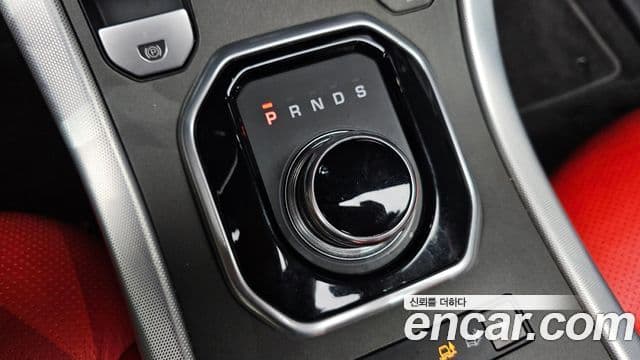 Land Rover Range Rover Evoque 2.0 TD4 SE Dynamic кабриолет, 2017 9