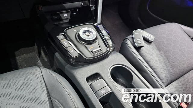 Kia The / новый New Seltos Signature, 2024 9