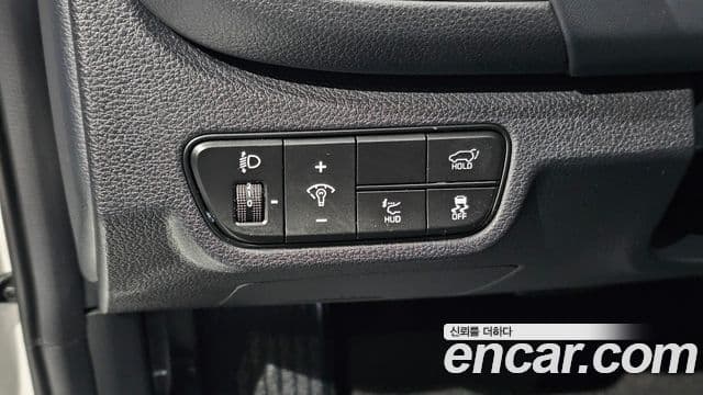 Kia The / новый New Seltos Signature, 2024 14