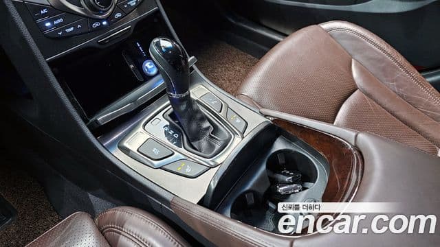 Hyundai Grandeur HG Modern, 2014 9