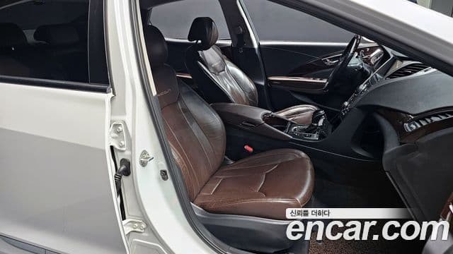 Hyundai Grandeur HG Modern, 2014 10