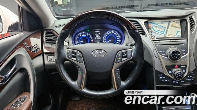 Hyundai Grandeur HG Modern, 2014 13
