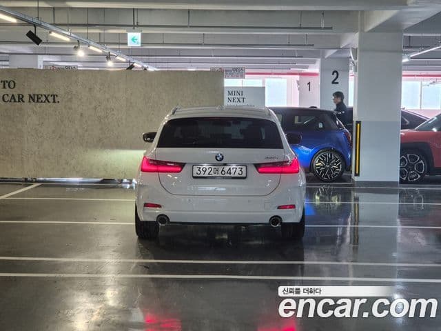 BMW 3시리즈 (G20) 320i Туринг (Touring), 2025 4