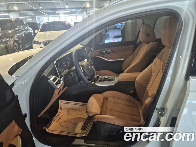 BMW 3시리즈 (G20) 320i Туринг (Touring), 2025 10