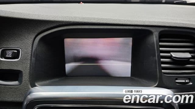 Volvo S60 2세대, 2015 15