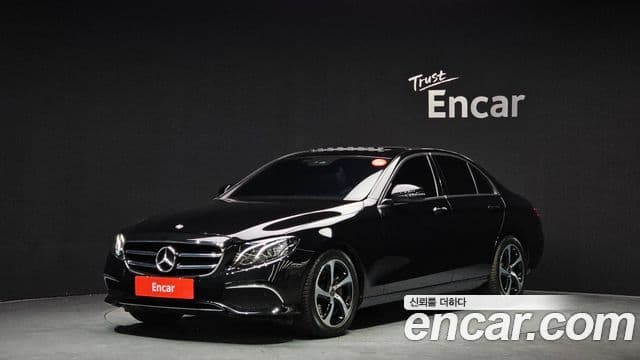 Mercedes-Benz E-класс W213 Avantgarde, 2020 1