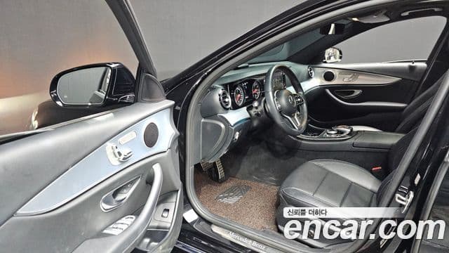 Mercedes-Benz E-класс W213 Avantgarde, 2020 10