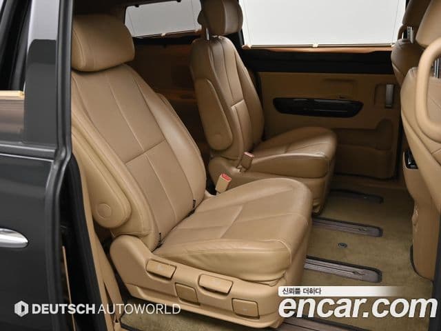 Kia All New Carnival President, 2016 12
