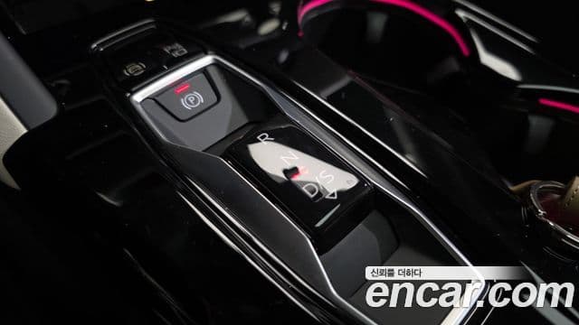 Audi Q5 (80A) 40 TFSI Quattro S Line, 2025 9