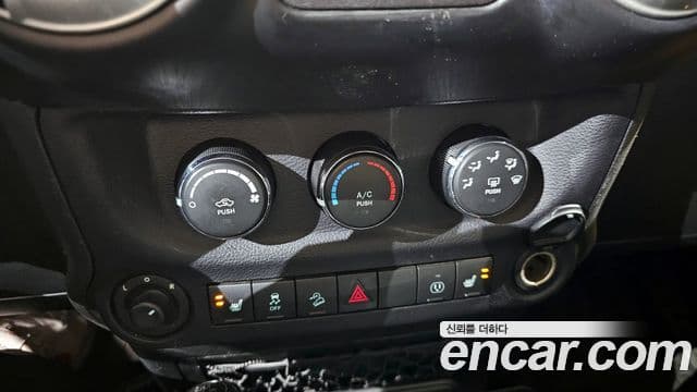 Jeep Wrangler (JK) 3.6 Rubicon 4도어, 2015 17