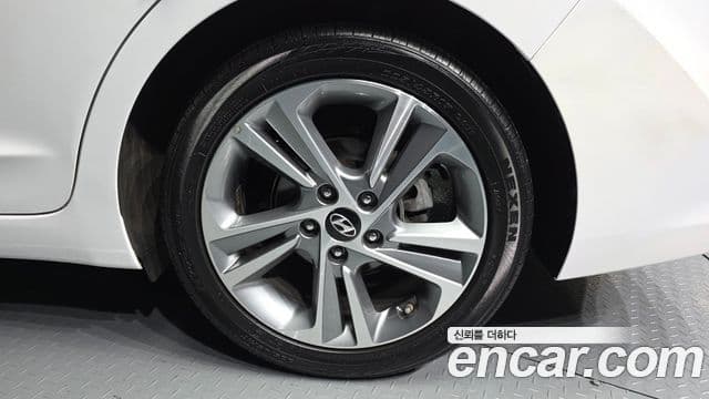 Hyundai Avante AD 1.6 GDI Value Plus, 2017 все фото