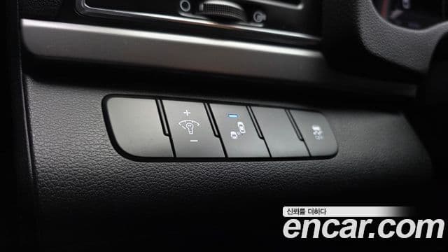 Hyundai Avante AD 1.6 GDI Value Plus, 2017 19