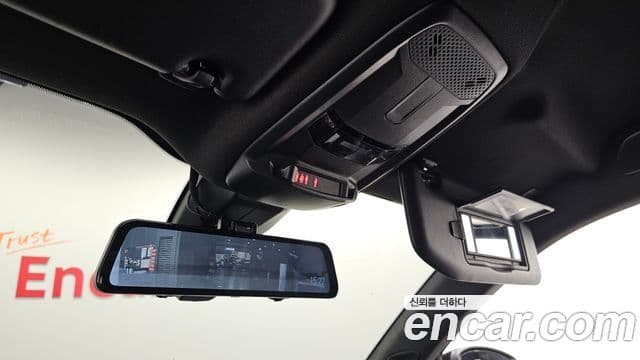 Peugeot e-2008 2세대 EV GT, 2023 17