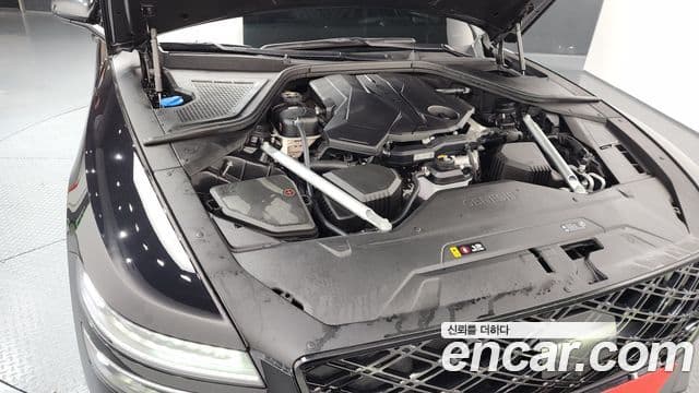 Genesis G80 (RG3) чёрный, 2026 6