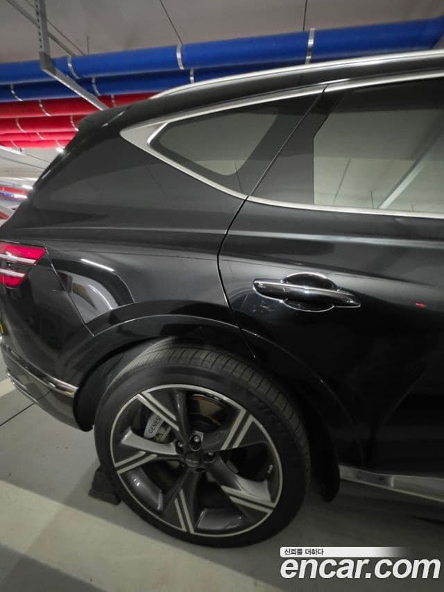 Genesis GV80 чёрный, 2025 7
