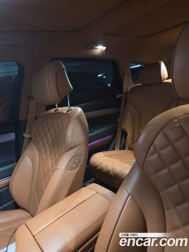 Genesis GV80 чёрный, 2025 8