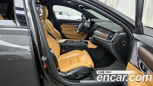 Volvo V90 Cross Country B5 Pro AWD, 2021 11