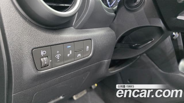 Hyundai Kona Modern, 2018 17