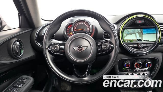 Mini Cooper D 클럽맨 2세대, 2016 13