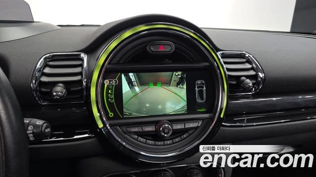 Mini Cooper D 클럽맨 2세대, 2016 14