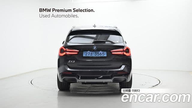 BMW iX3 M Sport, 2025 4