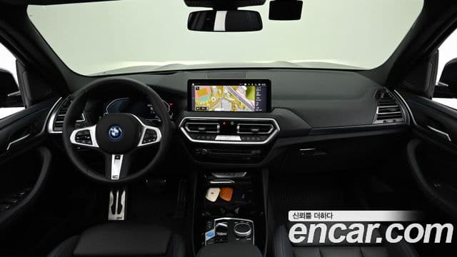 BMW iX3 M Sport, 2025 7