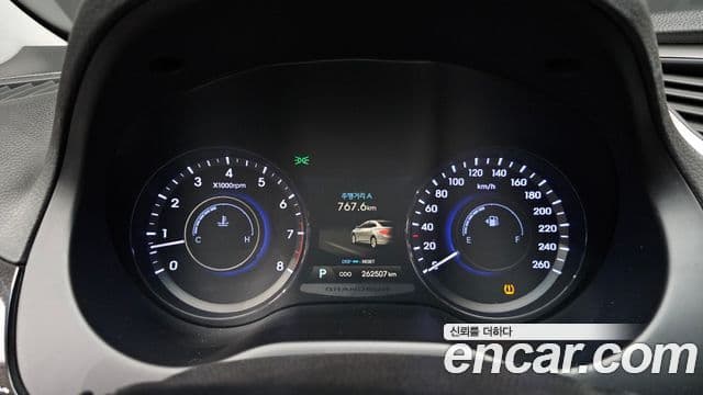 Hyundai Grandeur HG Premium, 2014 8