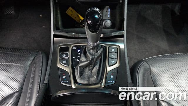 Hyundai Grandeur HG Premium, 2014 9