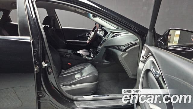 Hyundai Grandeur HG Premium, 2014 11