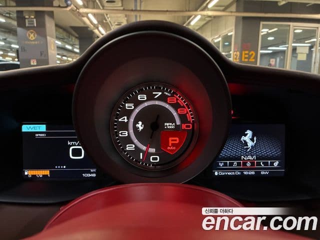 Ferrari 488 스파이더, 2019 10