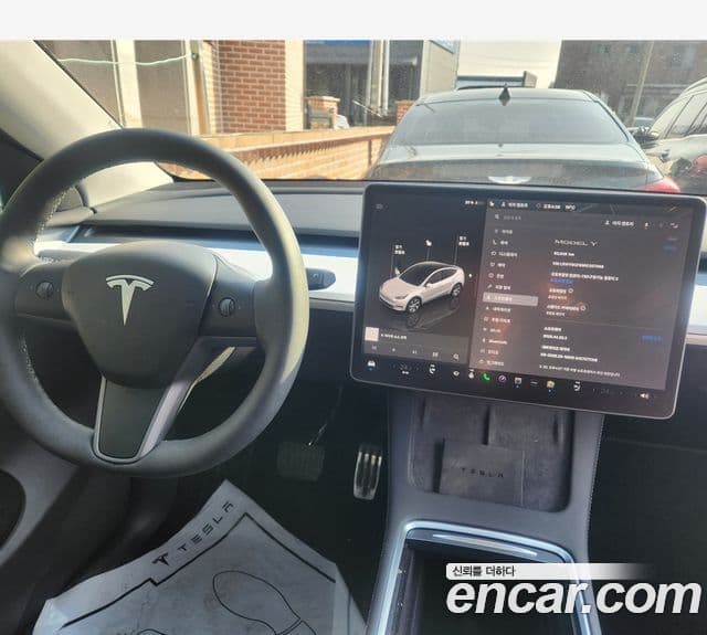 Tesla модель Y, 2024 3