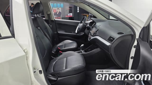 Kia The / новый New Morning Luxury, 2016 11