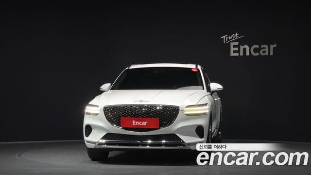 Genesis GV70, 2022 3