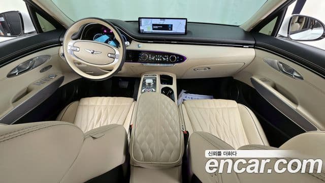 Genesis GV70, 2022 7