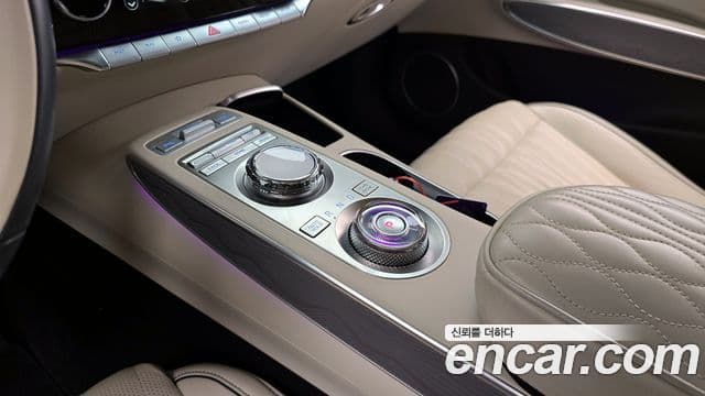 Genesis GV70, 2022 9