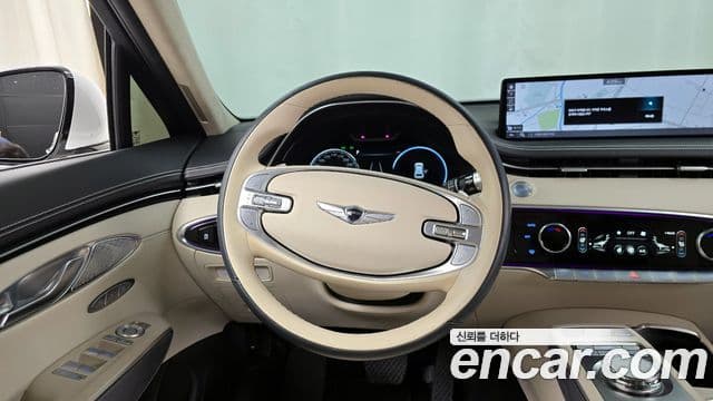 Genesis GV70, 2022 13
