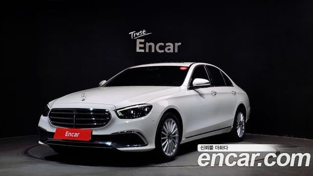 Mercedes-Benz E-класс W213 Exclusive, 2023 1