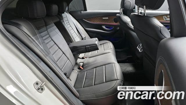 Mercedes-Benz E-класс W213 Exclusive, 2023 12