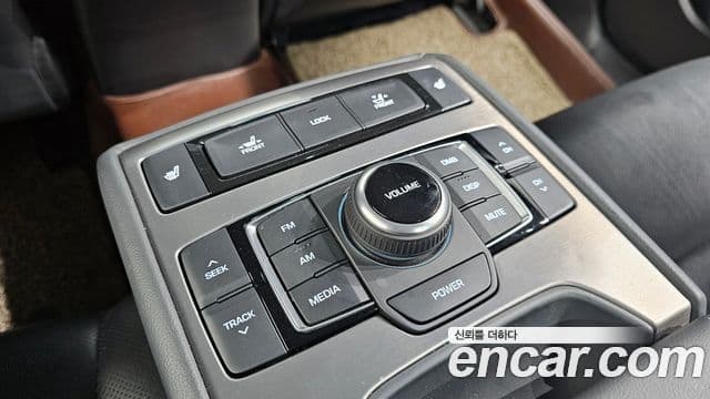 Hyundai Genesis DH Modern, 2016 17