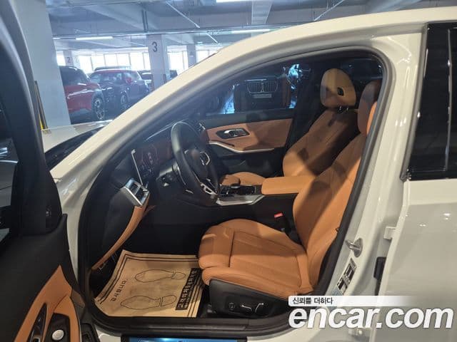 BMW 3시리즈 (G20) 320i M Sport, 2025 10