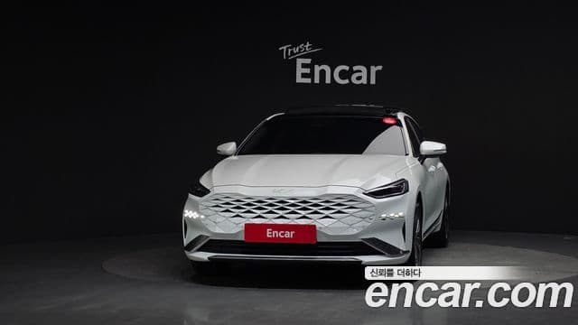 Kia K8 Prestige, 2022 3