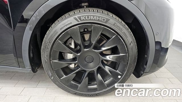 Tesla модель Y Long Range AWD, 2022 все фото