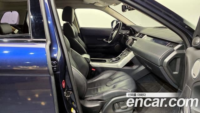 Land Rover Range Rover Evoque Prestige, 2015 11