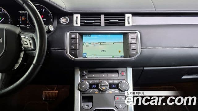 Land Rover Range Rover Evoque Prestige, 2015 14