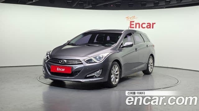 Hyundai i40 Modern, 2012 1
