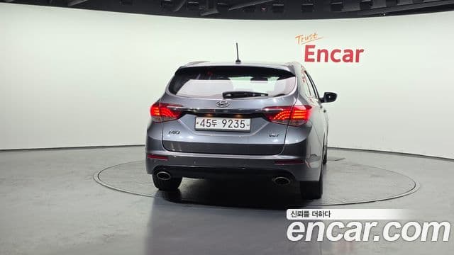 Hyundai i40 Modern, 2012 4