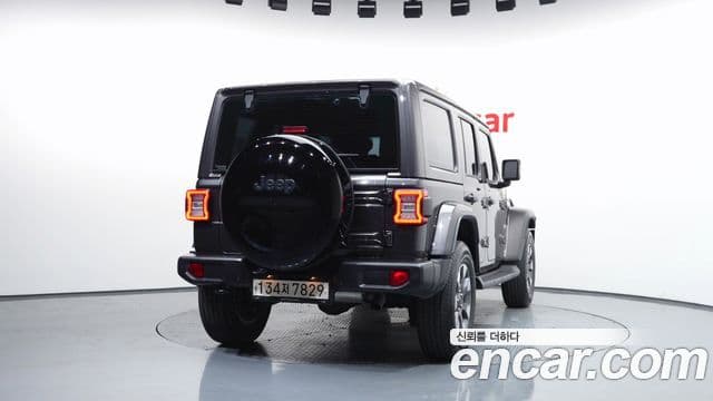 Jeep Wrangler (JL) 2.0 Overland 4도어, 2021 4