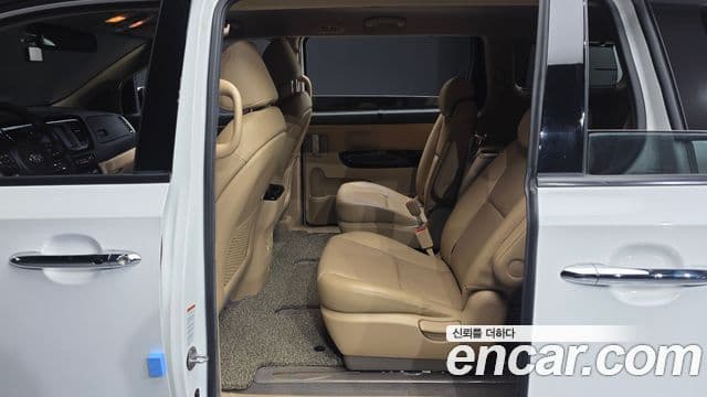 Kia All New Carnival Prestige, 2018 11